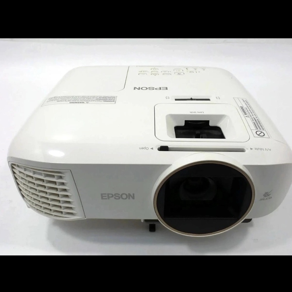 Epson Home Cinema 2150 Full HD LCD Projector